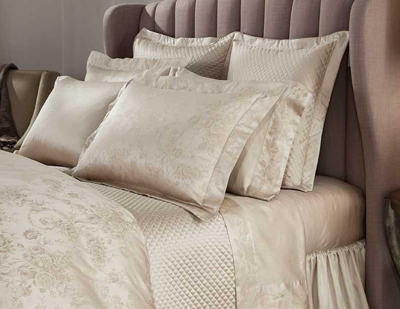 Quilted Coverlet - Victoria