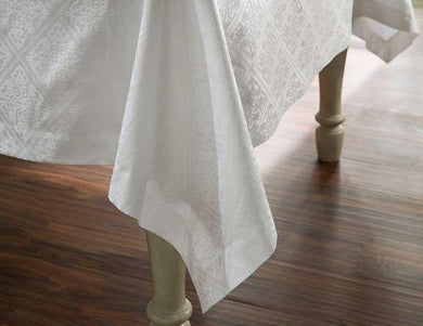 Tablecloth - Luciana Scroll